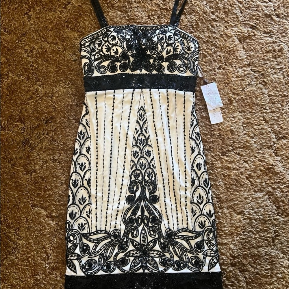 Sue Wong Black and White Sheath Cocktail Dress